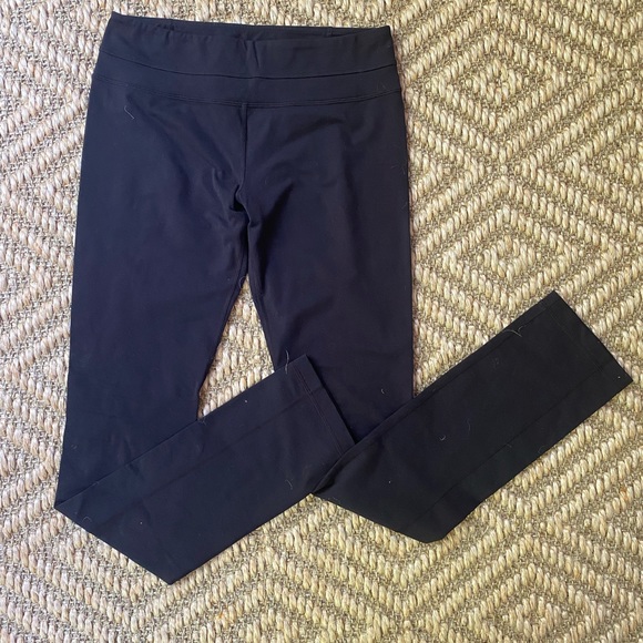 Lululemon leggings, like new, black size 8 (never hemmed) - Picture 2 of 4